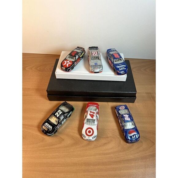Collection of 6 Hasbro ACTION Vintage Cars rand Prix Ford Taurus - Picture 1 of 14